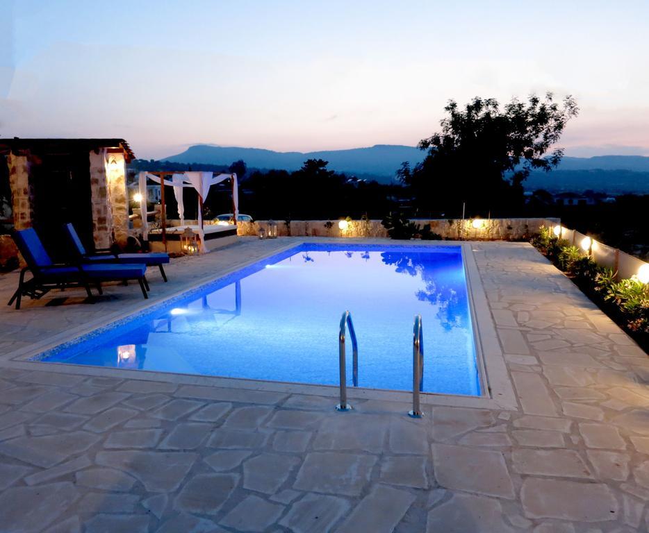 Villa Simona Stone House Polis Habitación foto