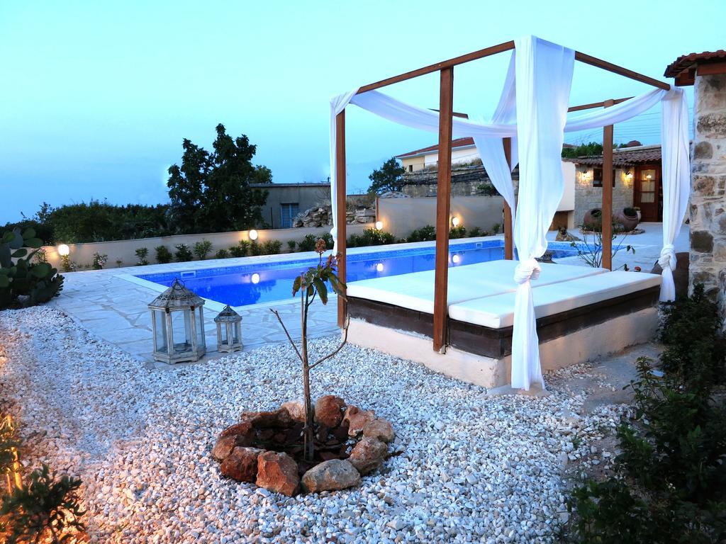 Villa Simona Stone House Polis Habitación foto
